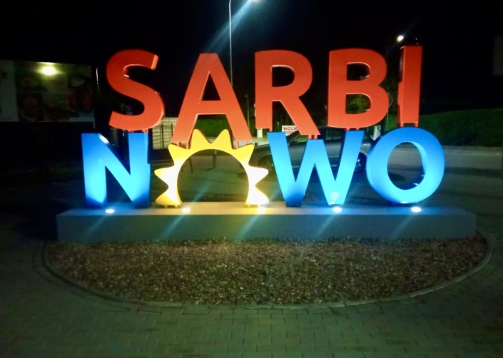 podświetlane napisy dla miasta