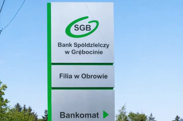 Totem reklamowy SGB Bank Spółdzielczy w Grębocinie - Graffico