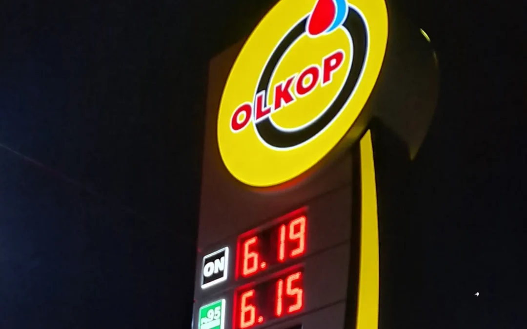 Jakie są cechy dobrego pylonu cenowego?