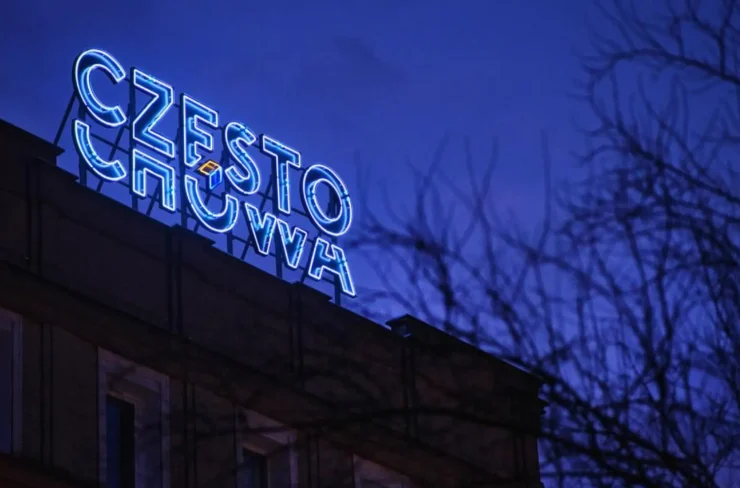 Pylon witacz Częstochowa - Graffico