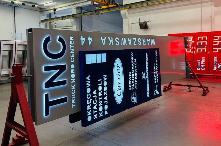Pylon TNC w produkcji Graffico