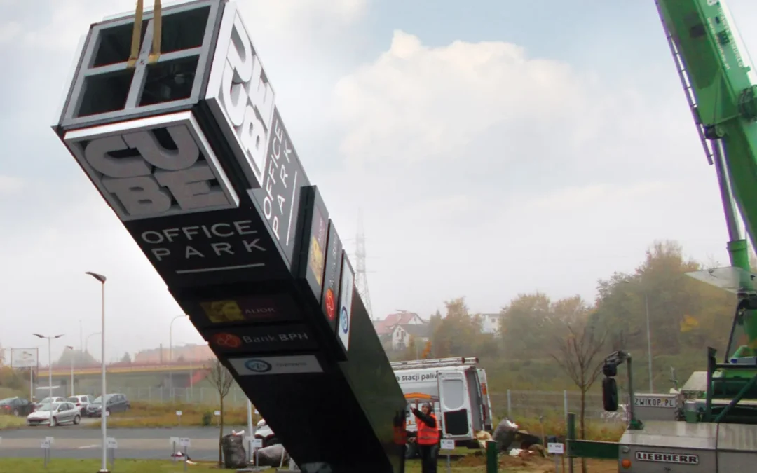 Wayfinding i oznakowanie obiektów przemysłowych: klucz do pięknego brandingu i sprawnej logistyki