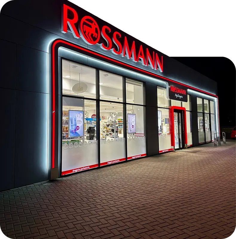 Podświetlone logo Rossmann