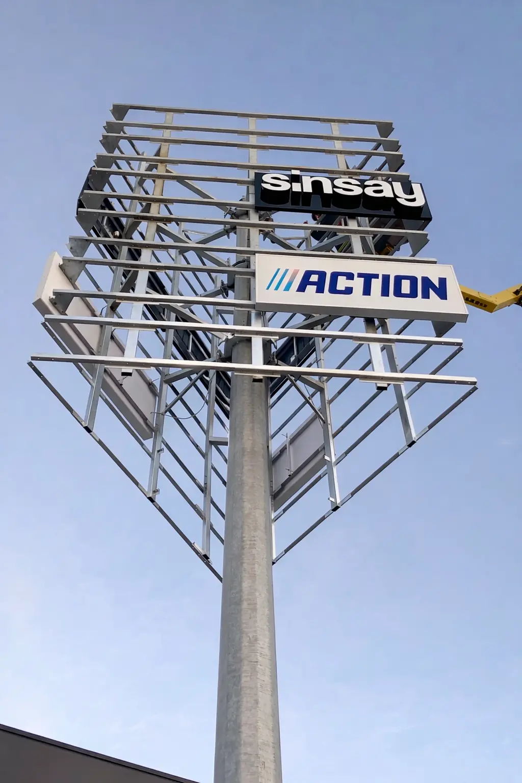 pylon reklamowy producent Graffico