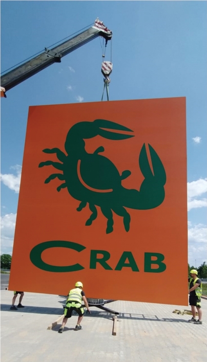 montaż słupa reklamowego