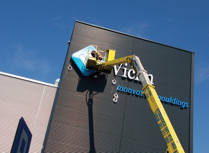 litery świetlne Graffico