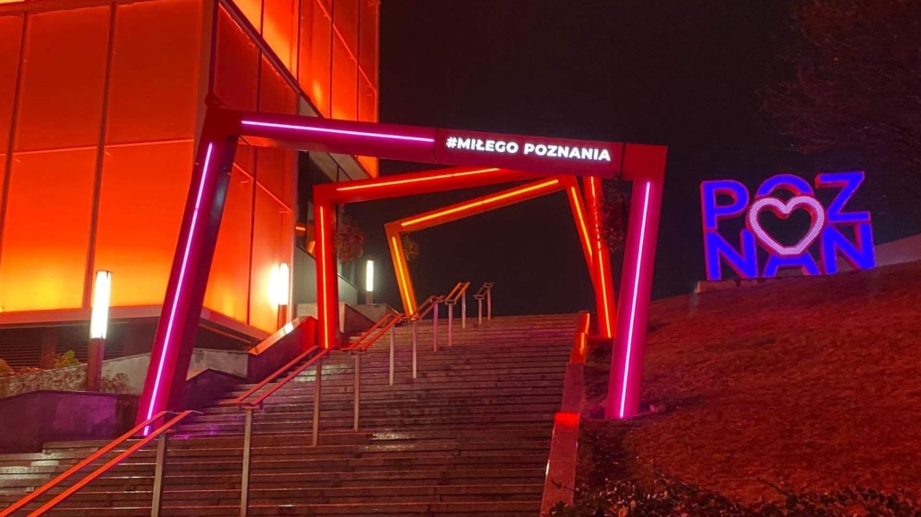 litery wolnostojące