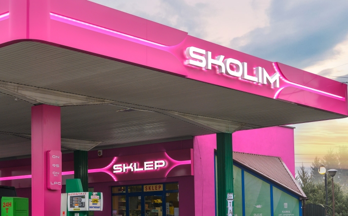 skolim stacja paliw wykonawca