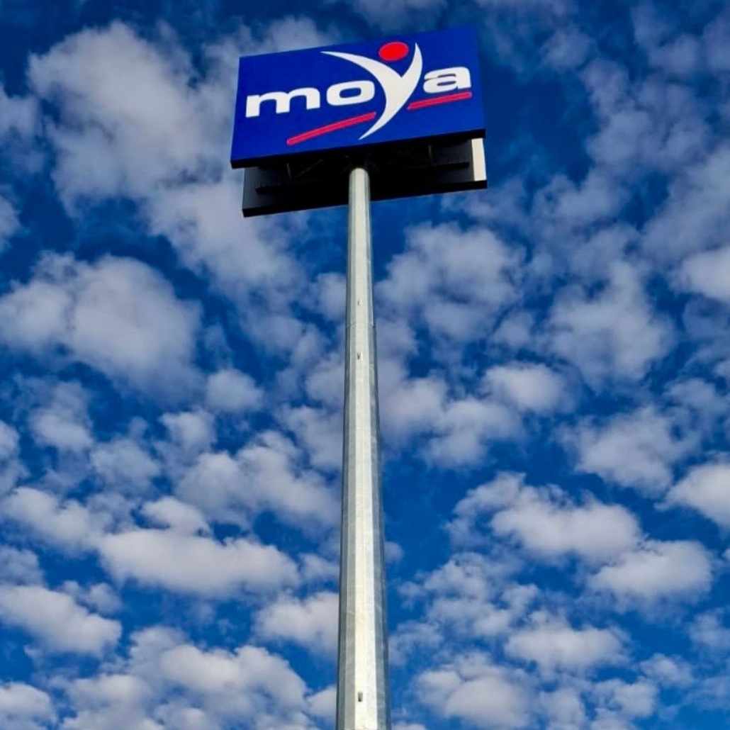 pylon reklamowy producent Graffico