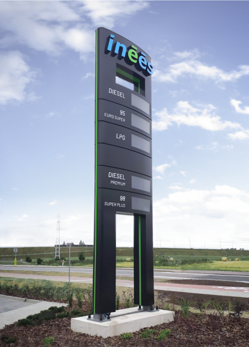 totem reklamowy graffico